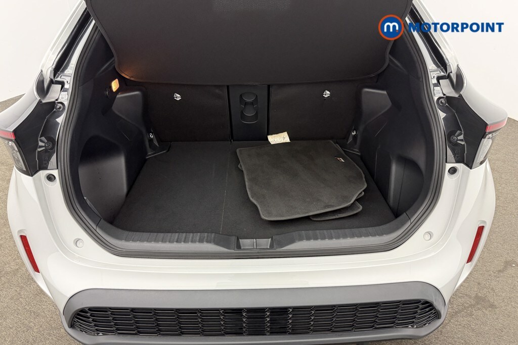 Used Toyota Yaris Cross 2023 for sale - 76278788: Photo 13