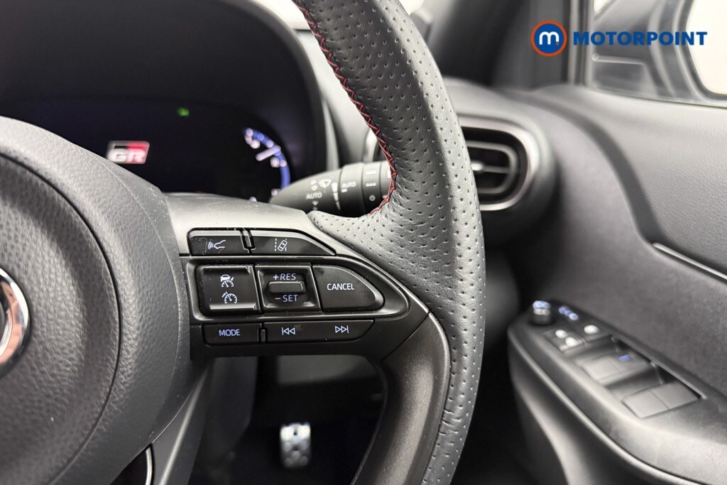 Used Toyota Yaris Cross 2023 for sale - 76278788: Photo 16