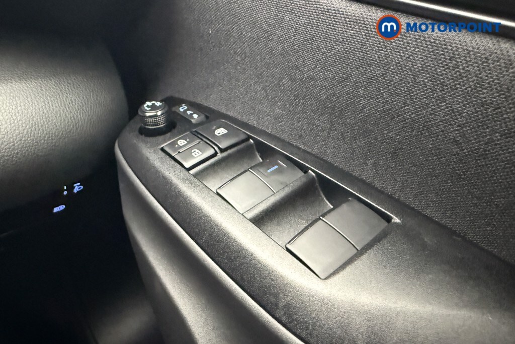 Used Toyota Yaris Cross 2023 for sale - 76278788: Photo 25