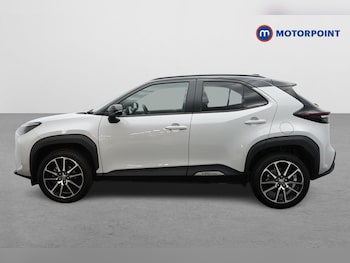 Used Toyota Yaris Cross 2023 for sale - 76278788: Photo 4