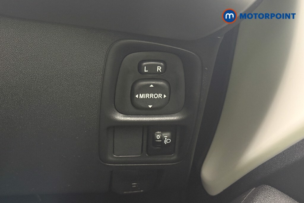 Used Toyota AYGO 2018 for sale - 77516767: Photo 29