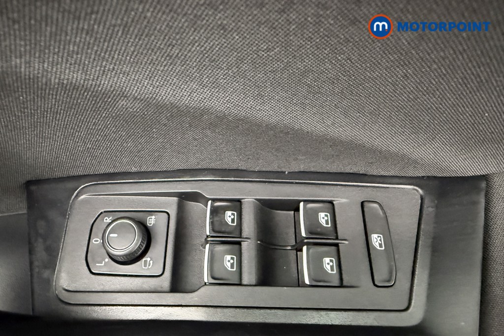 Used Volkswagen T-Roc 2021 for sale - 76933646: Photo 26