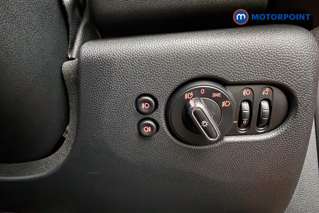 Used MINI Hatch 2019 for sale - 77297718: Photo 24