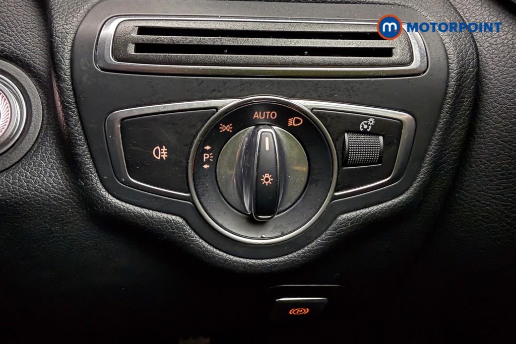 Used Mercedes-Benz C Class 2019 for sale - 78081800: Photo 24