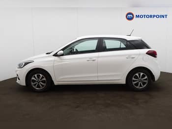 Used Hyundai i20 2019 for sale - 79760307: Photo