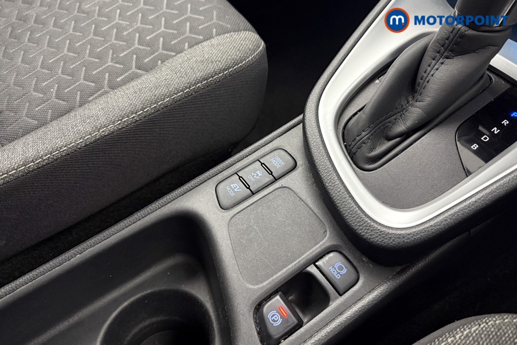 Used Toyota Yaris Cross 2022 for sale - 77327049: Photo 22