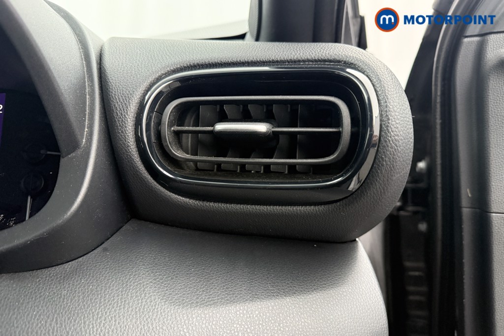 Used Toyota Yaris Cross 2022 for sale - 77327049: Photo 25