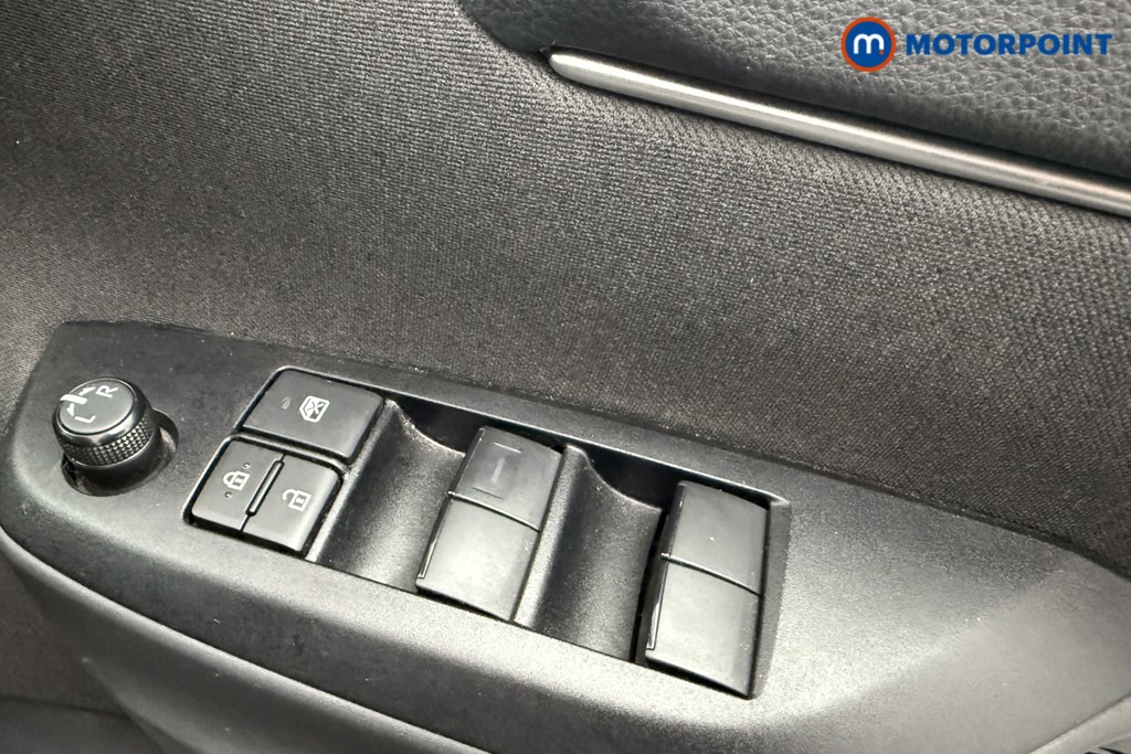 Used Toyota Yaris Cross 2022 for sale - 77327049: Photo 28