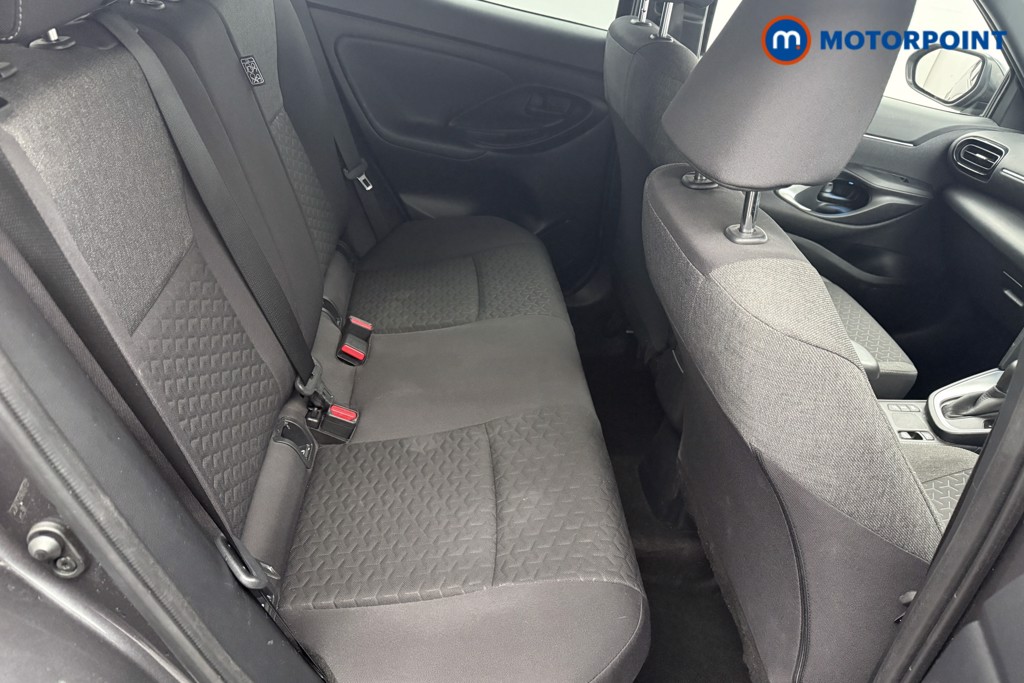 Used Toyota Yaris Cross 2022 for sale - 77327049: Photo 31