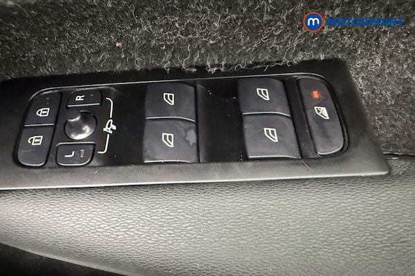 Used Volvo XC40 2021 for sale - 76196890: Photo 27