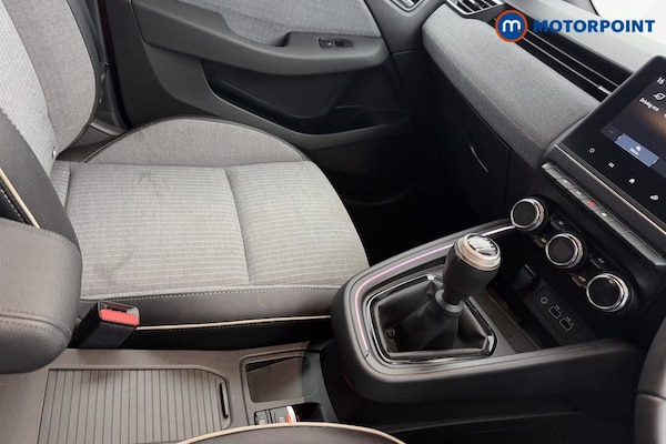 Used Renault Clio 2024 for sale - 76303422: Photo 24