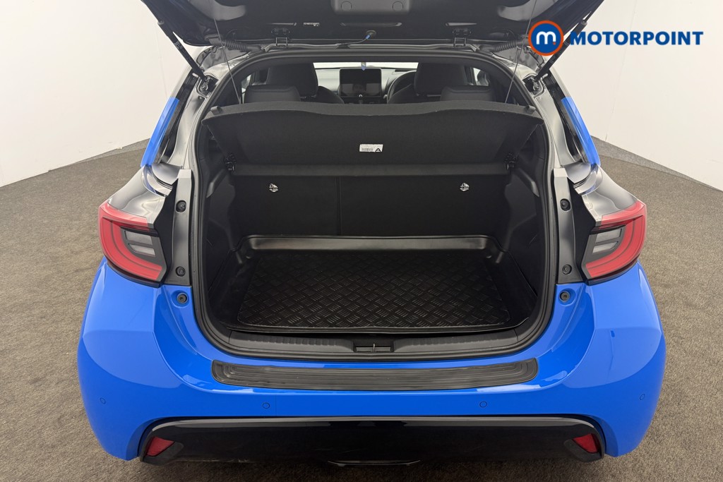 Used Toyota Yaris 2024 for sale - 76862784: Photo 20