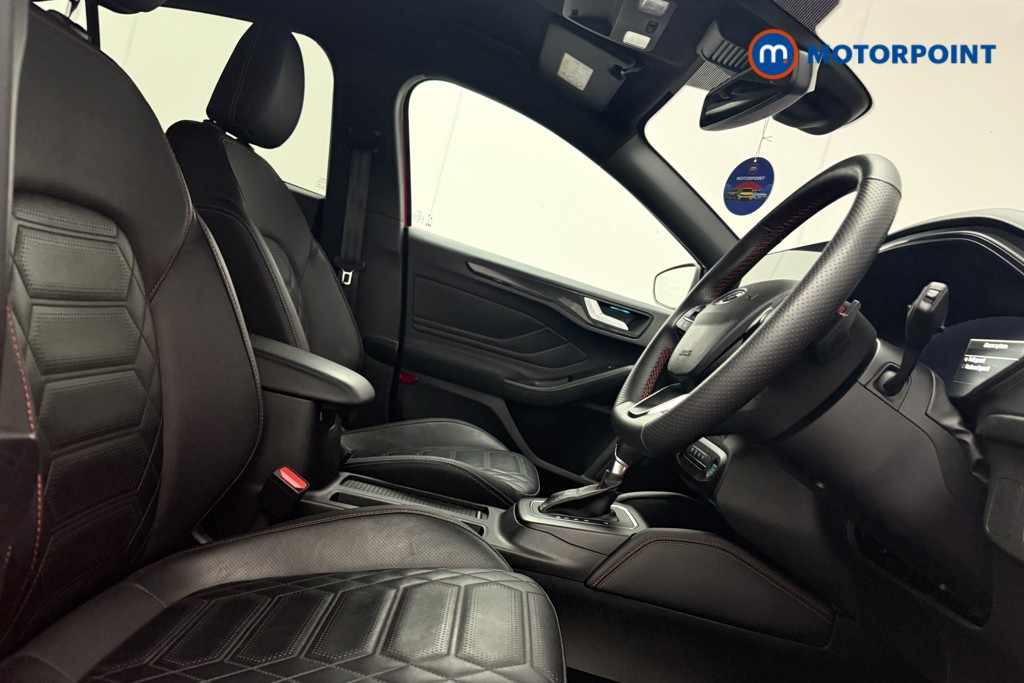 Used Ford Focus 2023 for sale - 76946211: Photo 16