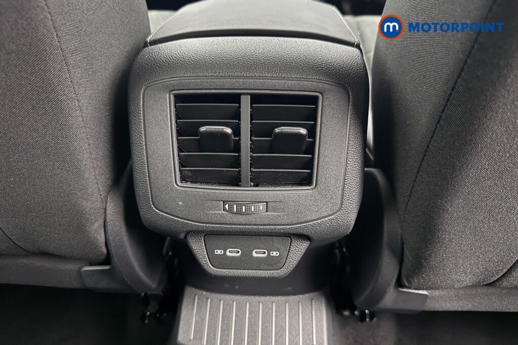 Used Volkswagen T-Roc for sale - 77364735: Photo 29