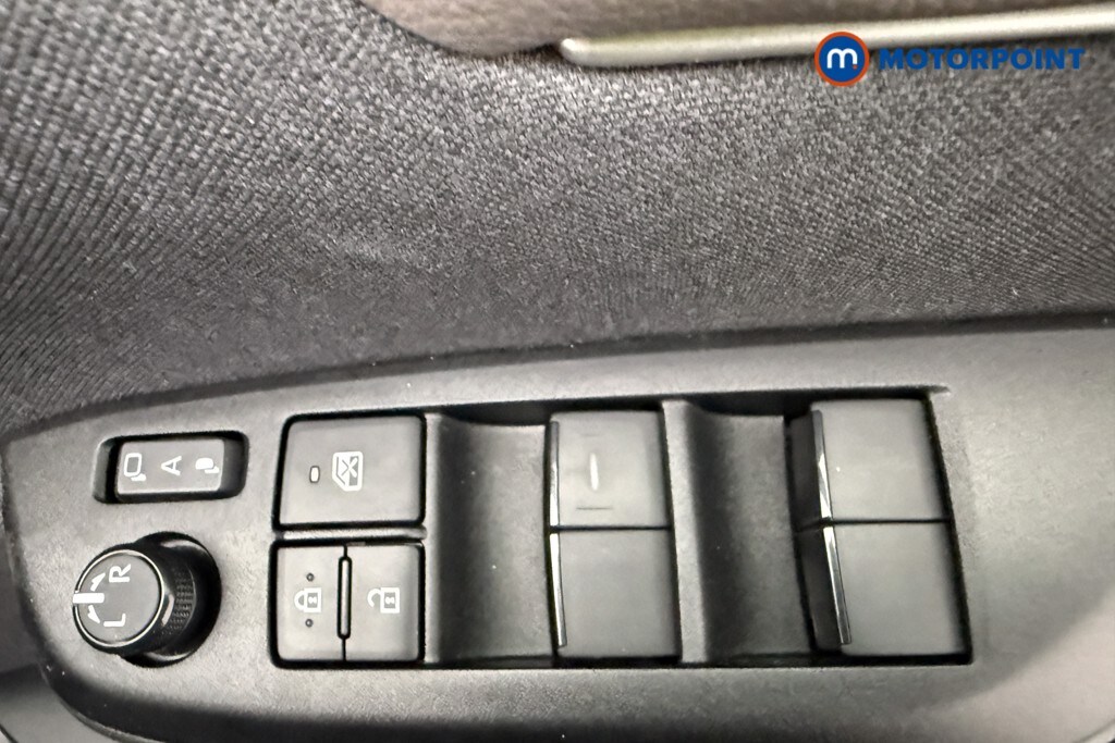 Used Toyota Yaris Cross 2024 for sale - 78143930: Photo 27