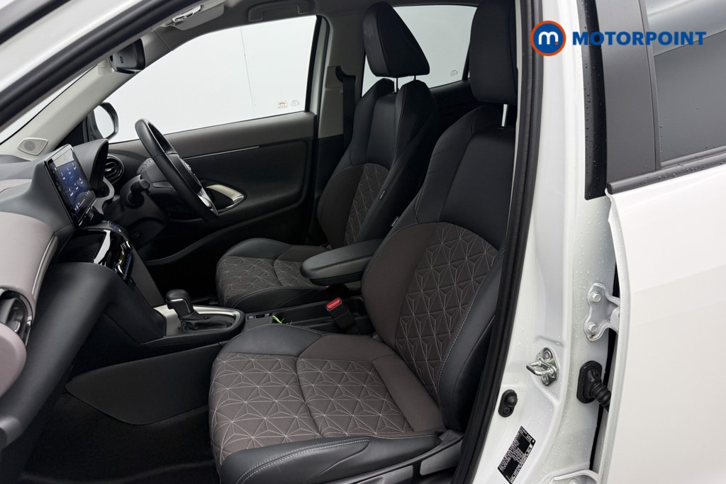 Used Toyota Yaris Cross 2022 for sale - 76255639: Photo 10