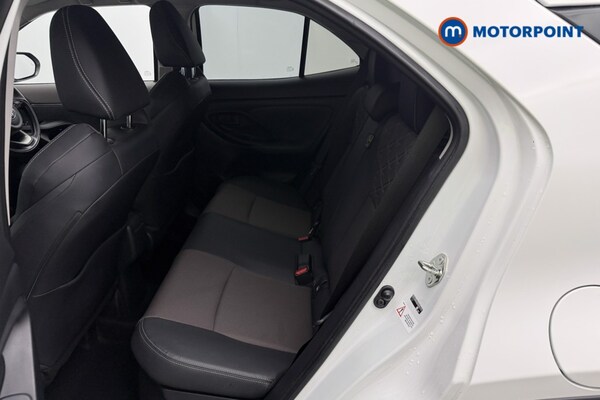 Used Toyota Yaris Cross 2022 for sale - 76255639: Photo 13