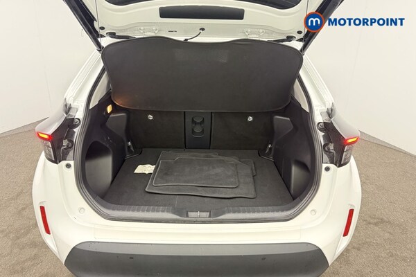 Used Toyota Yaris Cross 2022 for sale - 76255639: Photo 19