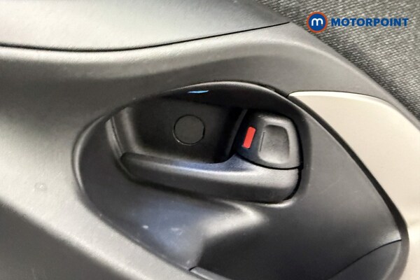Used Toyota Yaris Cross 2022 for sale - 76255639: Photo 28