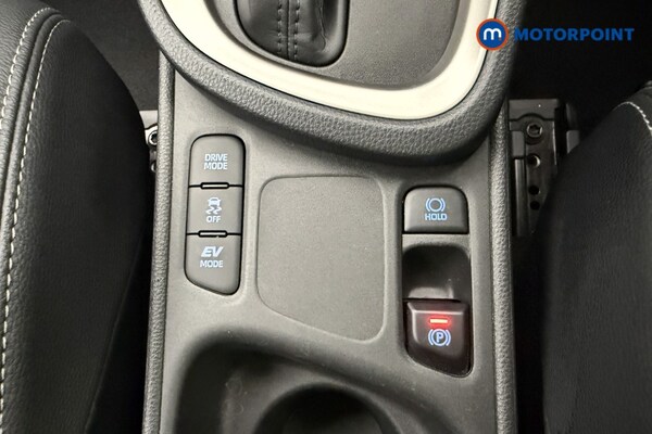 Used Toyota Yaris Cross 2022 for sale - 76255639: Photo 32