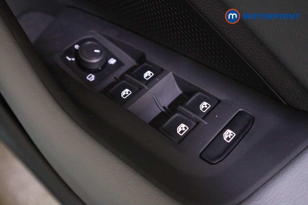 Used Volkswagen Passat 2025 for sale - 76394290: Photo 18