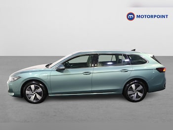 Used Volkswagen Passat 2025 for sale - 76394290: Photo