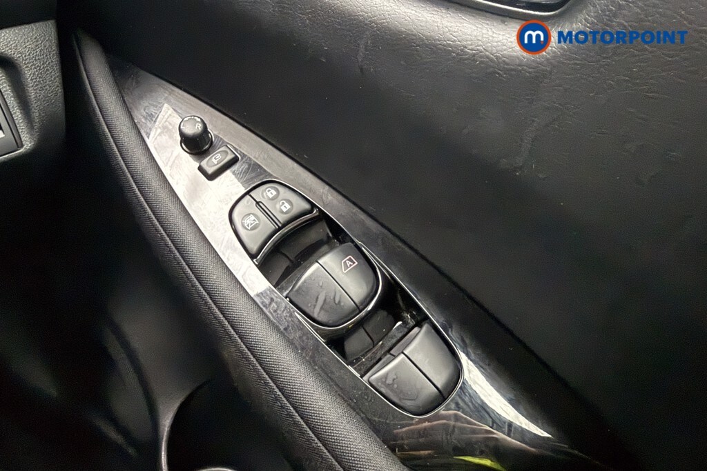 Used Nissan Leaf for sale - 78106890: Photo 24