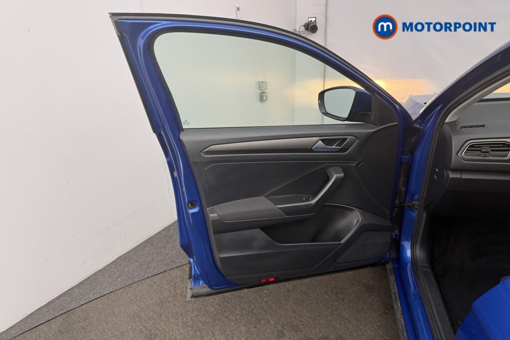 Used Volkswagen T-Roc for sale - 77741301: Photo 11