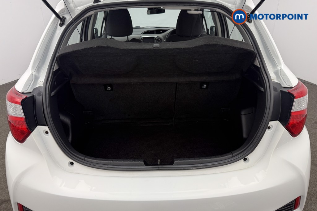 Used Toyota Yaris 2020 for sale - 76355784: Photo 12