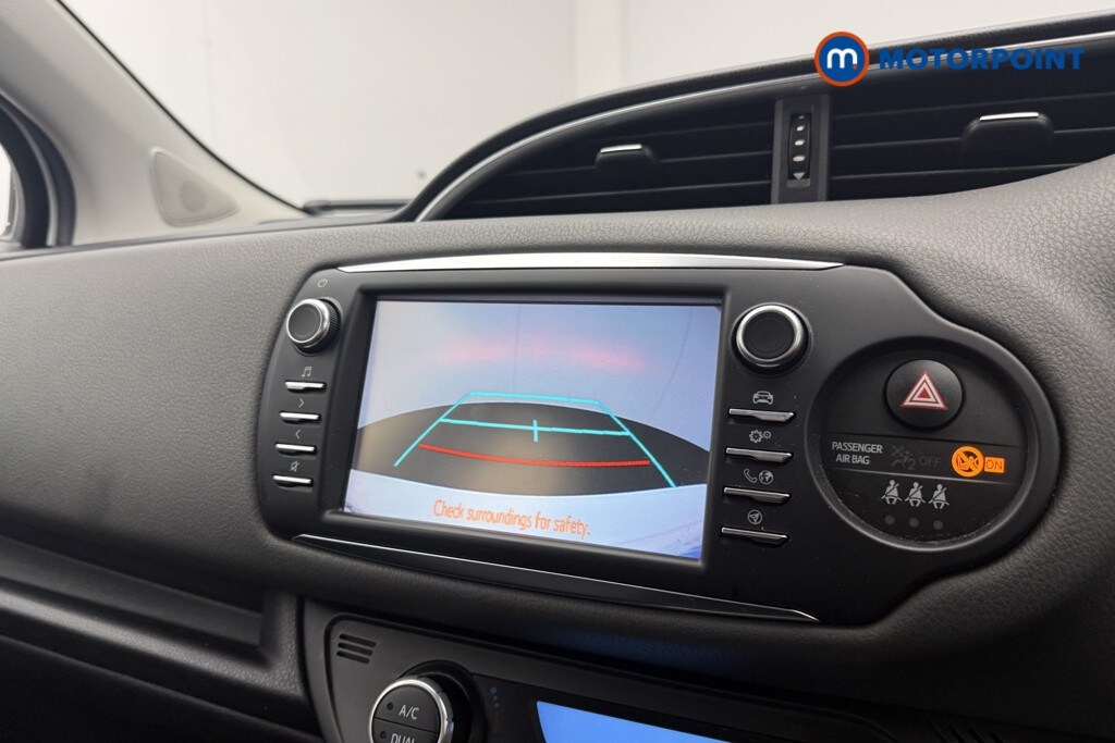 Used Toyota Yaris 2020 for sale - 76355784: Photo 19