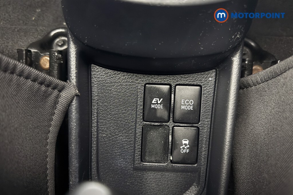 Used Toyota Yaris 2020 for sale - 76355784: Photo 23
