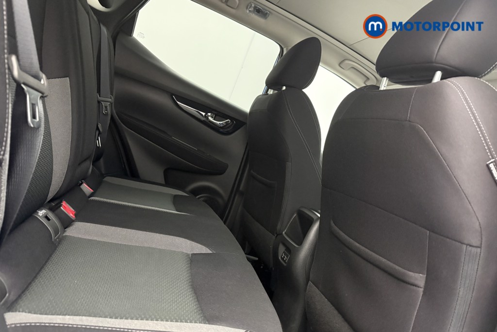 Used Nissan Qashqai for sale - 77180179: Photo 17