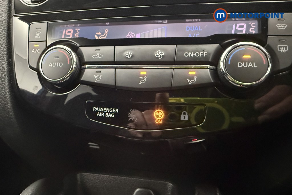 Used Nissan Qashqai for sale - 77180179: Photo 24