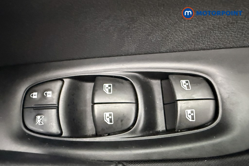 Used Nissan Qashqai for sale - 77180179: Photo 27