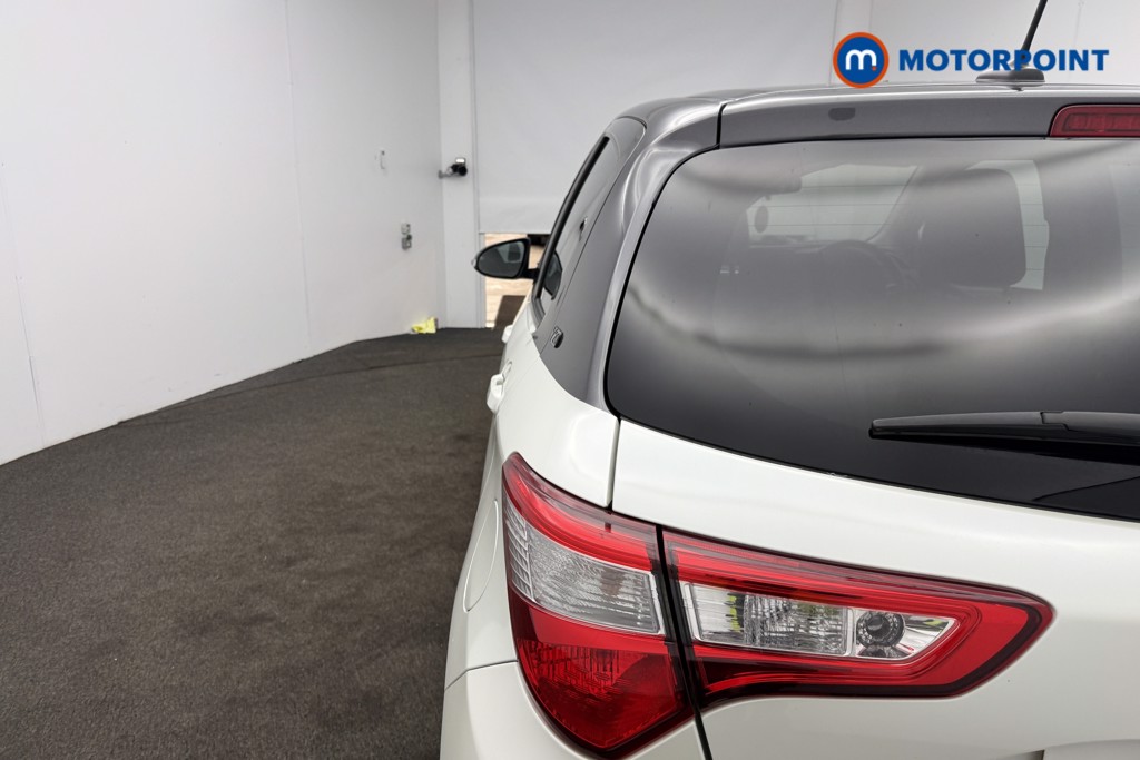 Used Toyota Yaris 2019 for sale - 77171188: Photo 14
