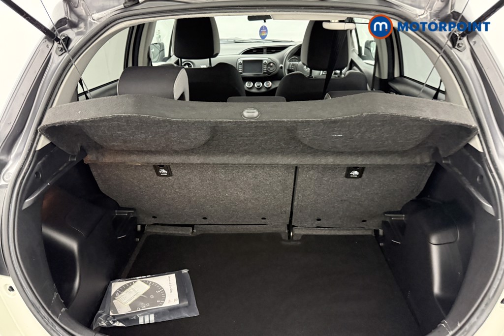 Used Toyota Yaris 2019 for sale - 77171188: Photo 16