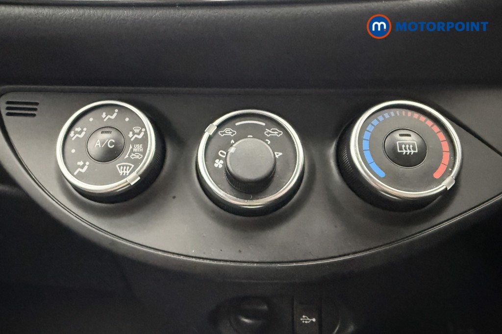 Used Toyota Yaris 2019 for sale - 77171188: Photo 36