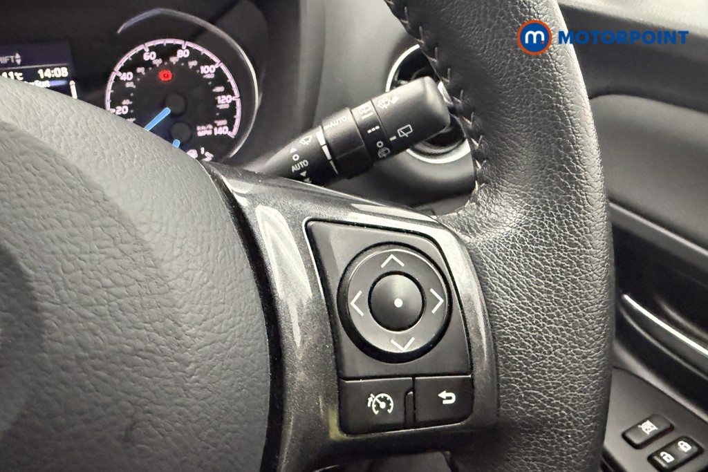 Used Toyota Yaris 2019 for sale - 77171188: Photo 41