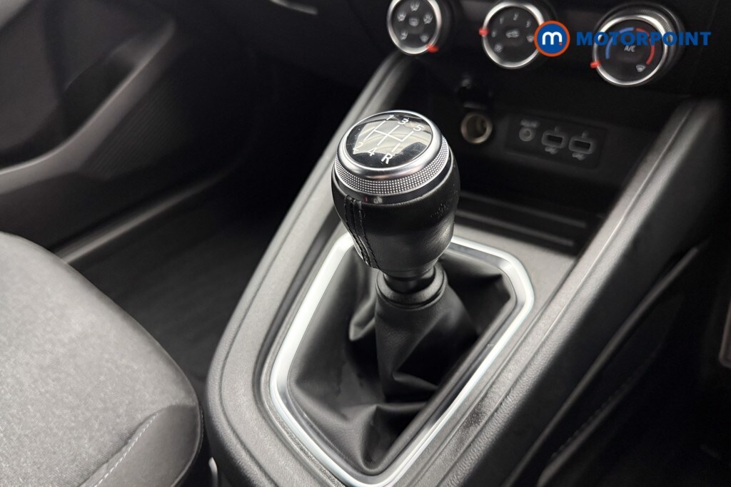 Used Renault Clio for sale - 77997988: Photo 26