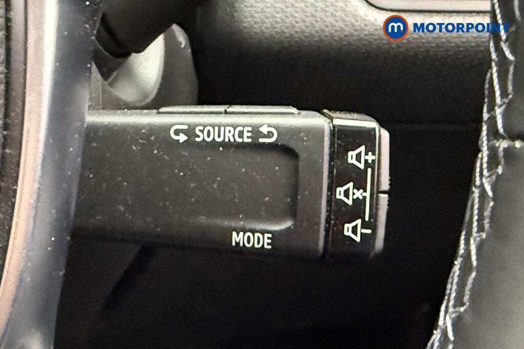 Used Renault Clio for sale - 77997988: Photo 30