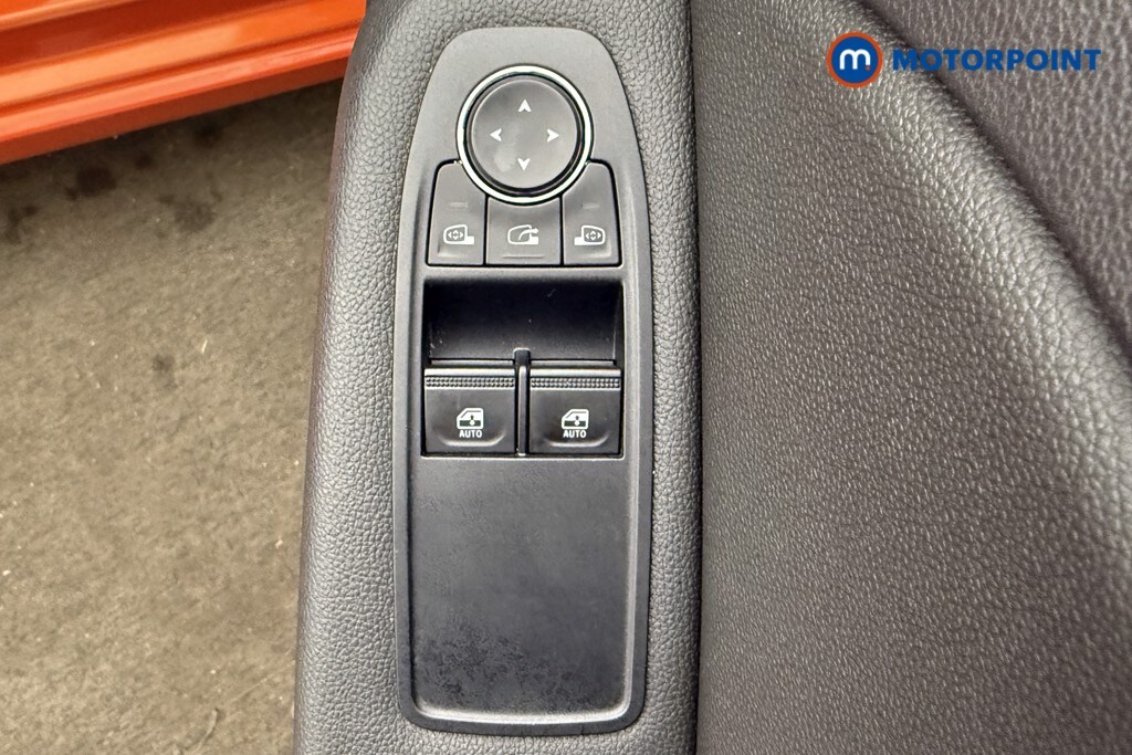 Used Renault Clio for sale - 77997988: Photo 31