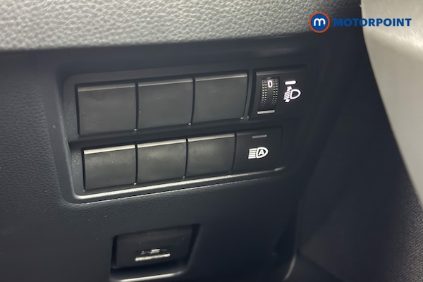 Used Toyota Yaris 2024 for sale - 76118002: Photo 39
