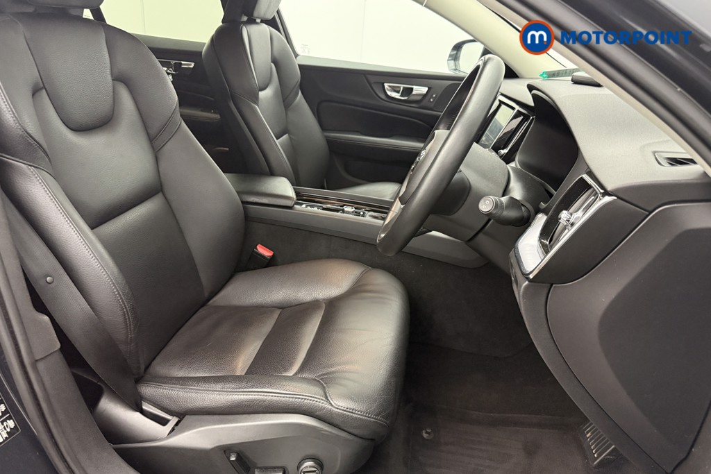 Used Volvo V60 2018 for sale - 78026643: Photo 19
