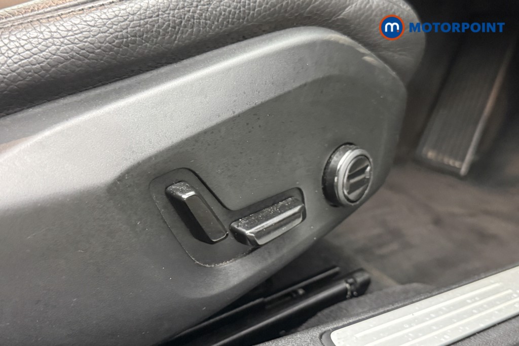 Used Volvo V60 2018 for sale - 78026643: Photo 31