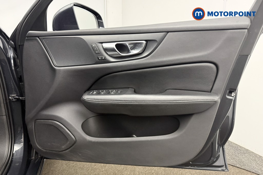 Used Volvo V60 2018 for sale - 78026643: Photo 34