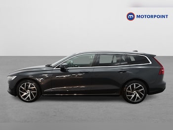 Used Volvo V60 2018 for sale - 78026643: Photo