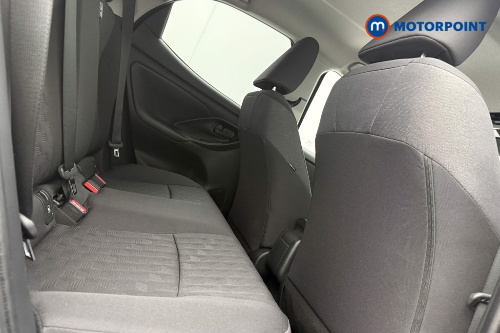 Used Toyota Yaris 2024 for sale - 78012120: Photo 16