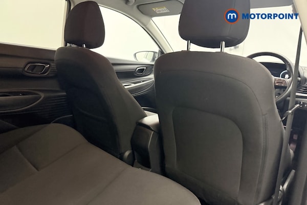 Used Hyundai i20 2023 for sale - 76330245: Photo 17