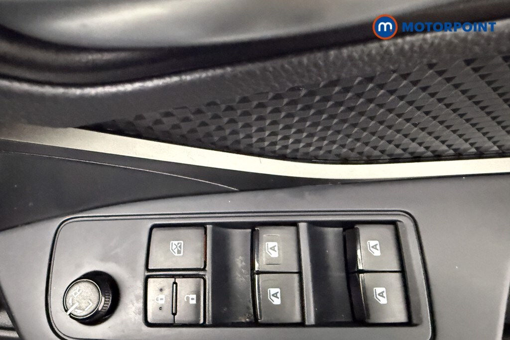 Used Toyota C-HR for sale - 77567962: Photo 26