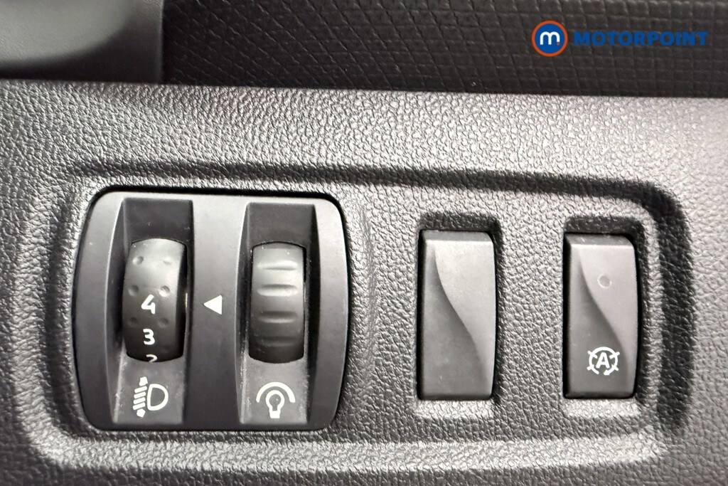 Used Renault Clio 2019 for sale - 77834586: Photo 23